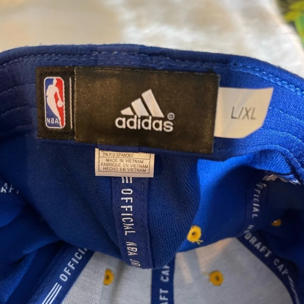 RARE NBA Logo x Golden State Warriors Flexfit Baseball Hat by Adidas, Size L/XL - Picture 4 of 9